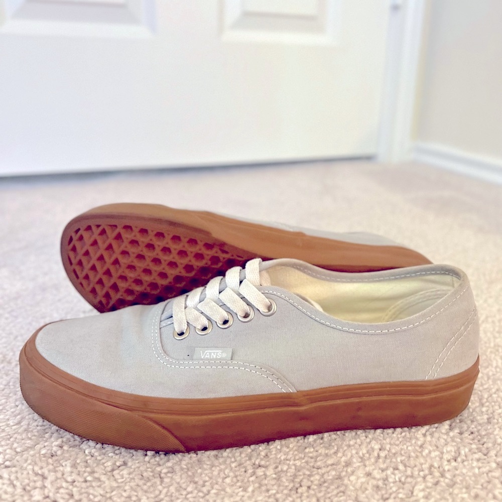 Vans. Unisex. Grey and gumsole. Size women’s 9.